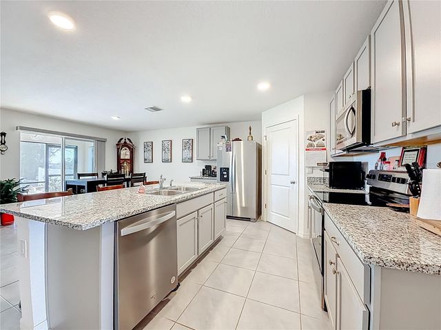 662 W FAIRWAYS VIEW DRIVE, Beverly Hills, FL 34465