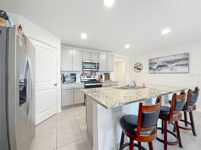 662 W FAIRWAYS VIEW DRIVE, Beverly Hills, FL 34465