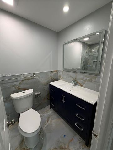 14932 SW 65th Ter, Miami, FL 33193