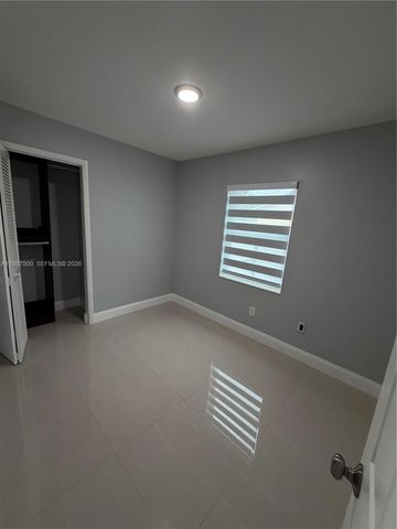 14932 SW 65th Ter, Miami, FL 33193