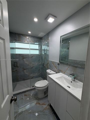 14932 SW 65th Ter, Miami, FL 33193