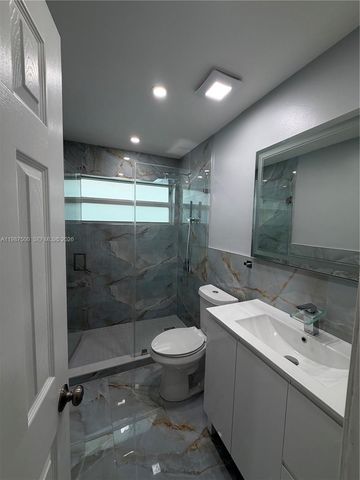 14932 SW 65th Ter, Miami, FL 33193