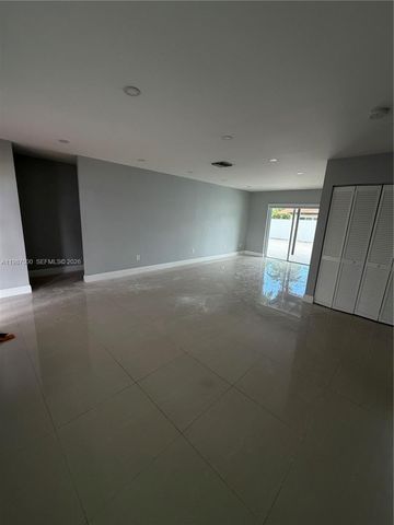 14932 SW 65th Ter, Miami, FL 33193