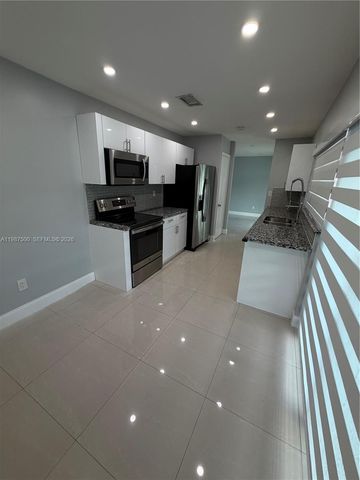 14932 SW 65th Ter, Miami, FL 33193