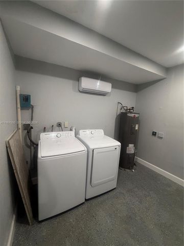 14932 SW 65th Ter, Miami, FL 33193