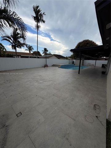 14932 SW 65th Ter, Miami, FL 33193