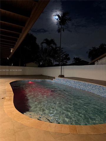 14932 SW 65th Ter, Miami, FL 33193