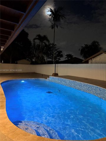 14932 SW 65th Ter, Miami, FL 33193