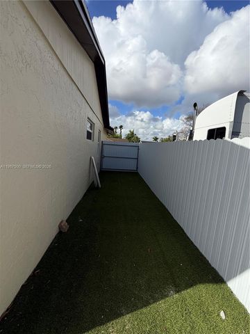 14932 SW 65th Ter, Miami, FL 33193