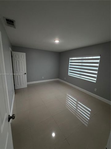 14932 SW 65th Ter, Miami, FL 33193