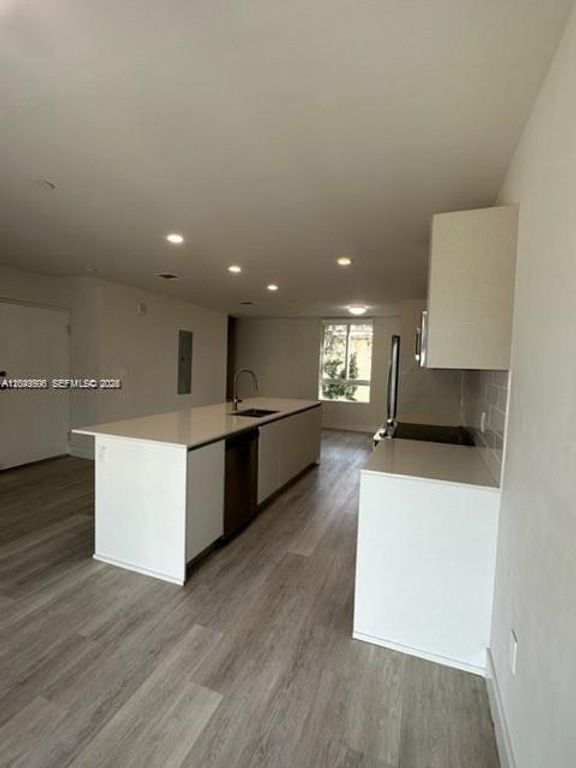 2561 NE 193rd Street 1208, Miami, FL 33180