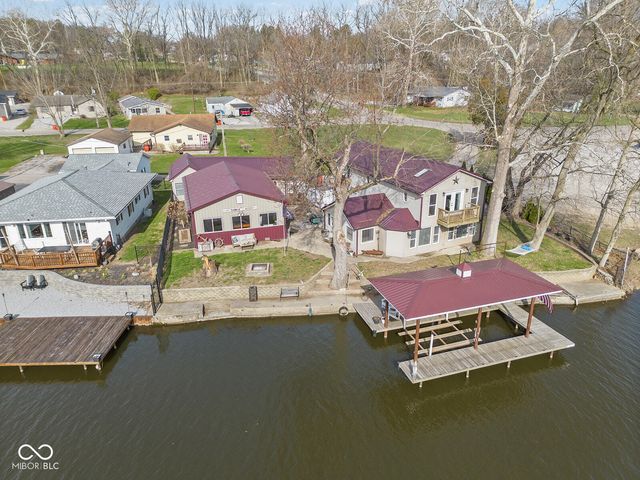 725 Bluewater Drive, Monticello, IN 47960