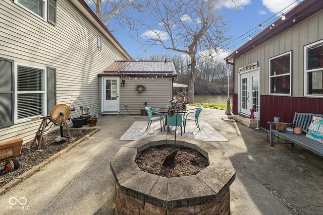 725 Bluewater Drive, Monticello, IN 47960