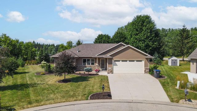 2398 W BARLEY WAY, Appleton, WI 54913