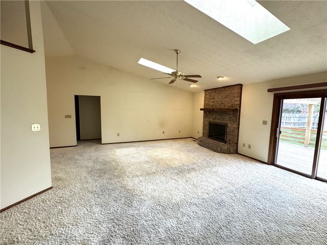 275 Mecca Drive, Vandalia, OH 45377