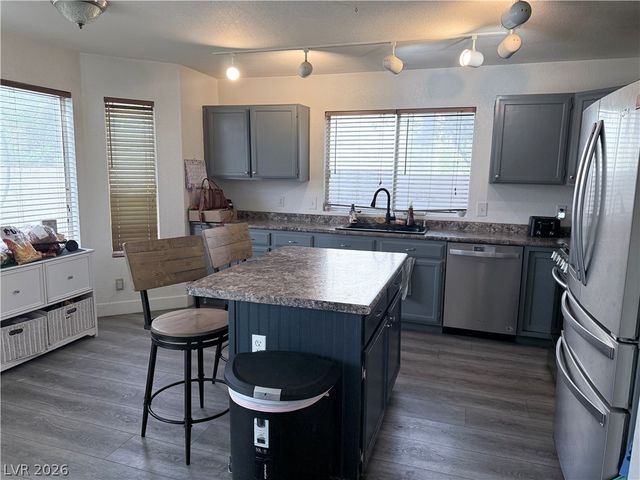425 Cherry Meadows Court, Las Vegas, NV 89145