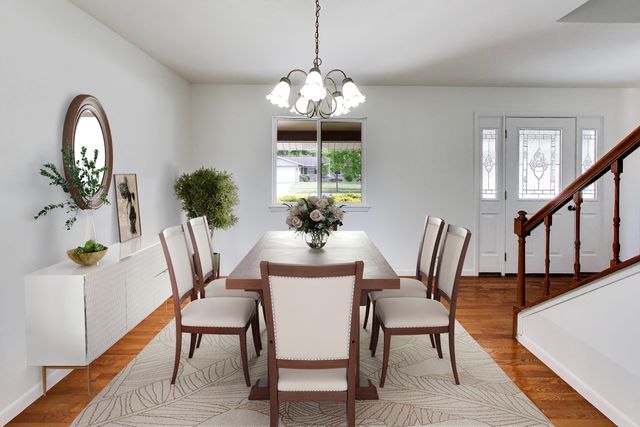 100 Kenilworth Avenue, Elk Grove Village, IL 60007