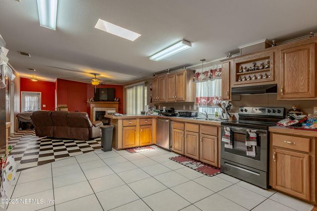 8675 WALDEN Road, Jacksonville, FL 32244