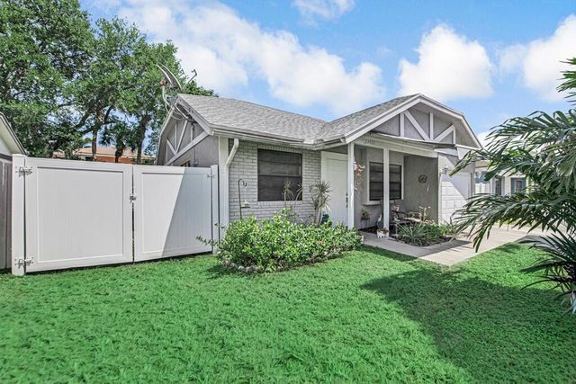 23428 Country Club Drive E, Boca Raton, FL 33428