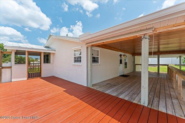 8865 Central Avenue, Micco, FL 32976