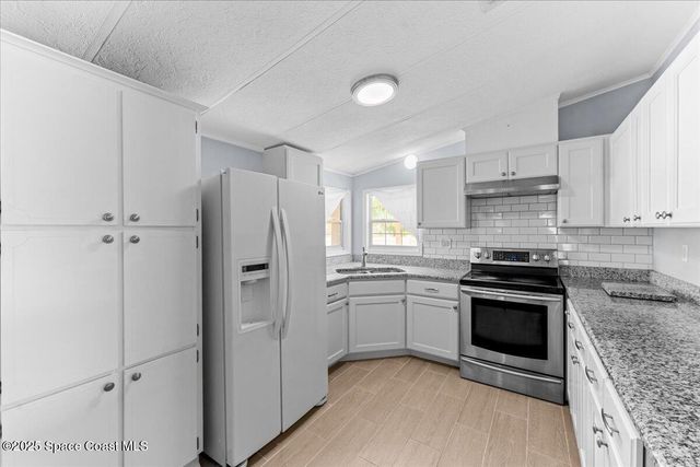 8865 Central Avenue, Micco, FL 32976