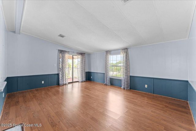 8865 Central Avenue, Micco, FL 32976