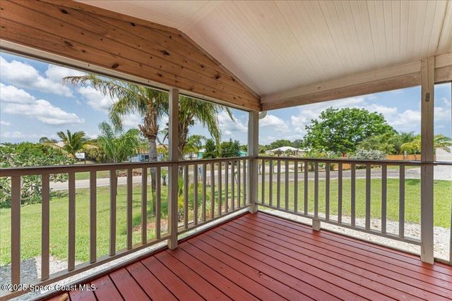 8865 Central Avenue, Micco, FL 32976