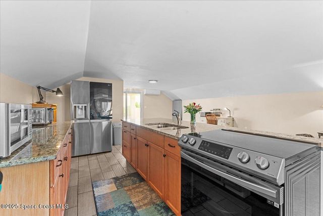 8865 Central Avenue, Micco, FL 32976