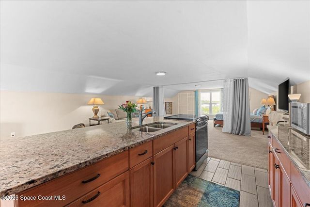 8865 Central Avenue, Micco, FL 32976