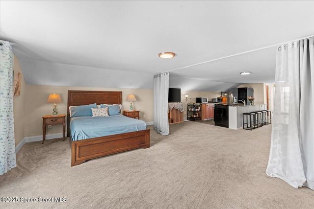 8865 Central Avenue, Micco, FL 32976