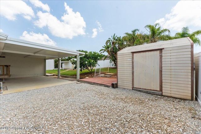 8865 Central Avenue, Micco, FL 32976