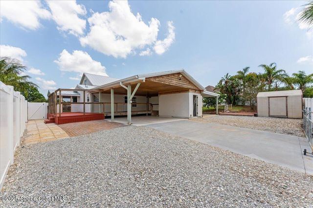 8865 Central Avenue, Micco, FL 32976