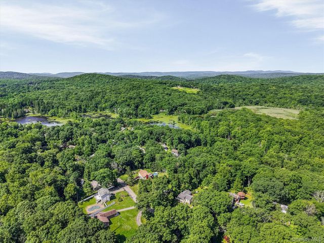 153 Kent Shore Drive, Carmel, NY 10512
