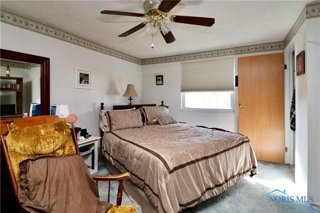 5454 Brook Point Road, Toledo, OH 43611