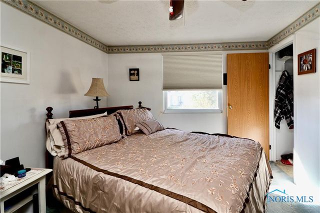 5454 Brook Point Road, Toledo, OH 43611