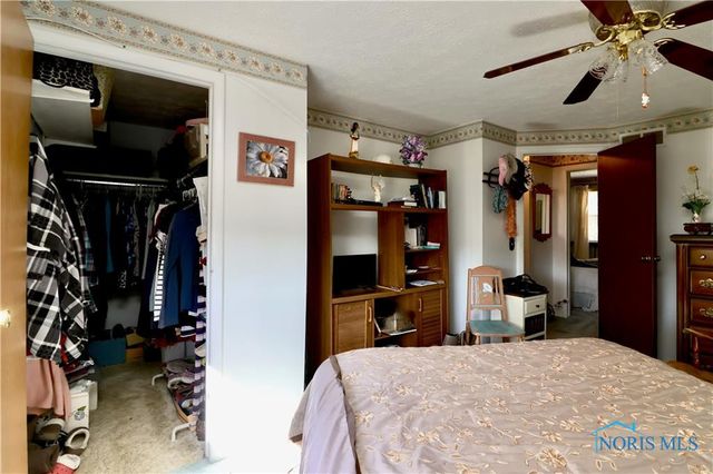 5454 Brook Point Road, Toledo, OH 43611