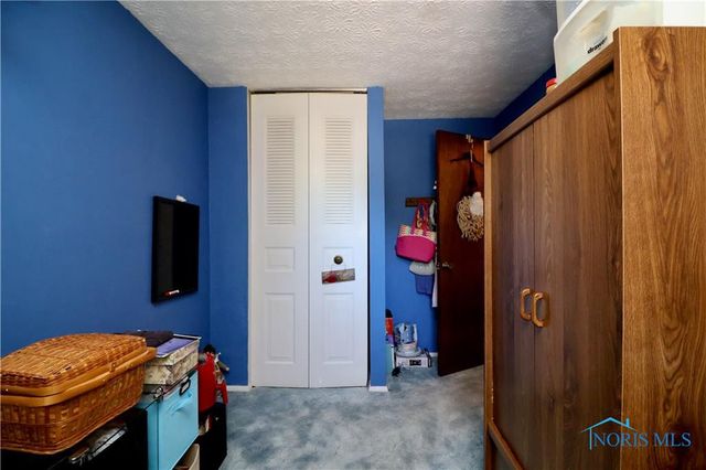 5454 Brook Point Road, Toledo, OH 43611