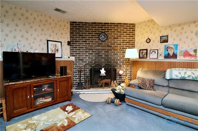 5454 Brook Point Road, Toledo, OH 43611