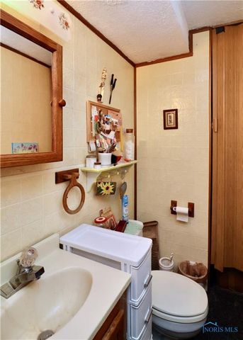 5454 Brook Point Road, Toledo, OH 43611