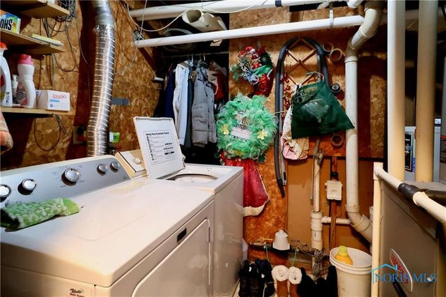 5454 Brook Point Road, Toledo, OH 43611