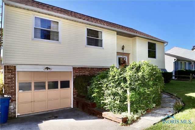 5454 Brook Point Road, Toledo, OH 43611