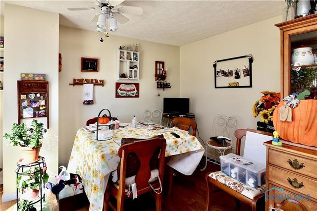 5454 Brook Point Road, Toledo, OH 43611