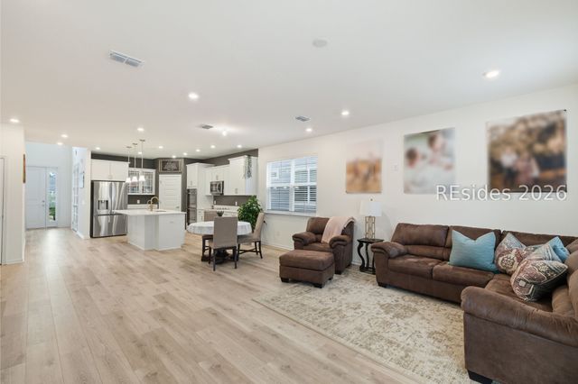 50 Hartwell Rd, Bluffton, SC 29910