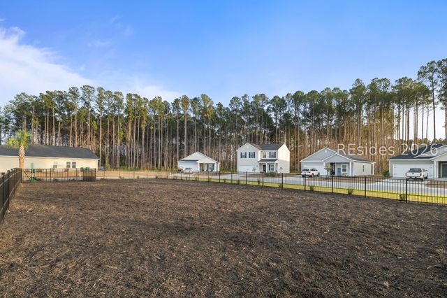 50 Hartwell Rd, Bluffton, SC 29910