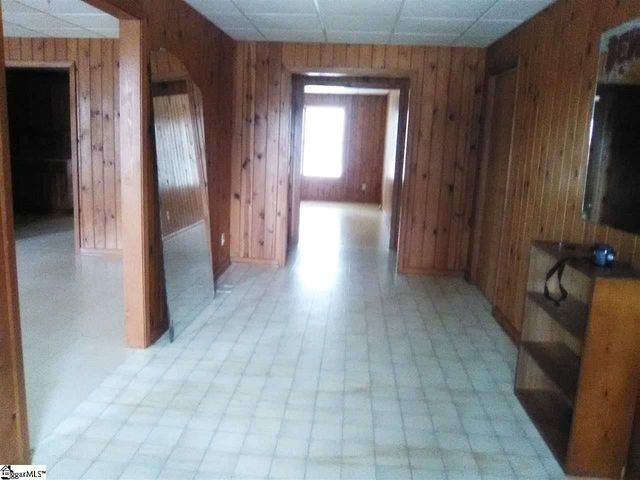 1244 E Butler Road, Greenville, SC 29607