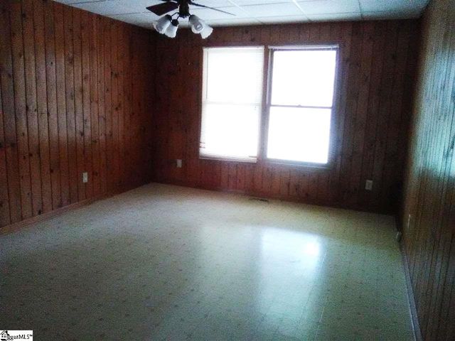 1244 E Butler Road, Greenville, SC 29607