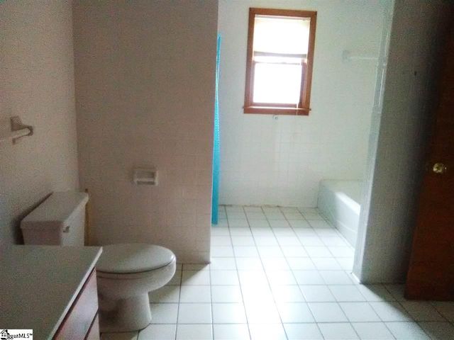 1244 E Butler Road, Greenville, SC 29607