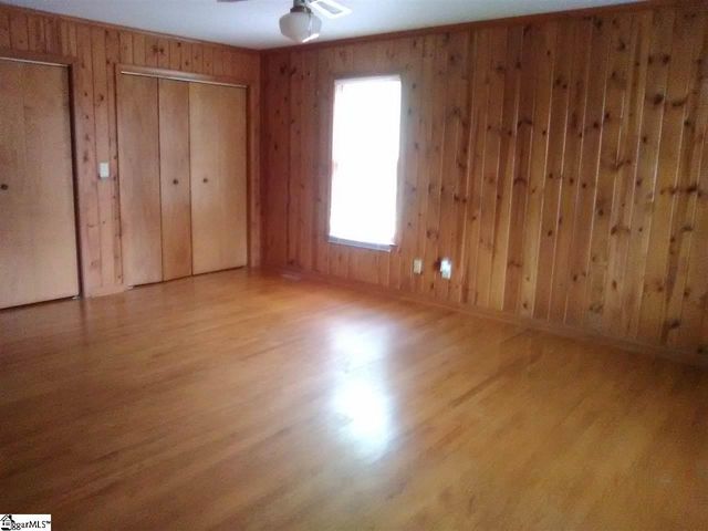 1244 E Butler Road, Greenville, SC 29607