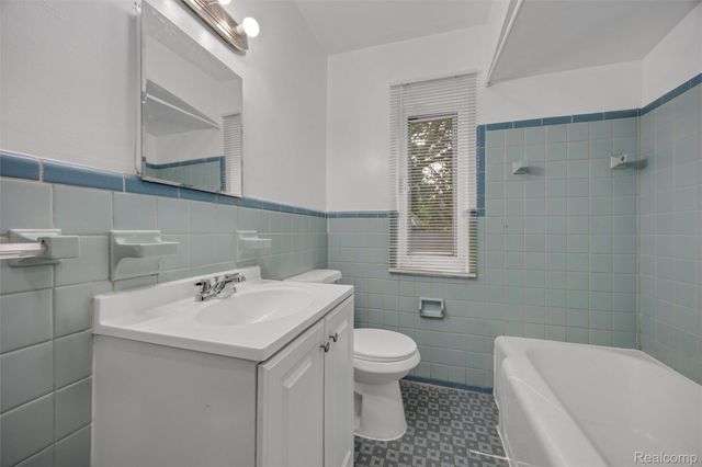 16531 Greenlawn Street, Detroit, MI 48221