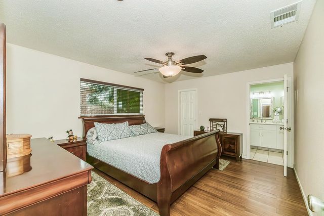 5499 N Bond Street, Fresno, CA 93710